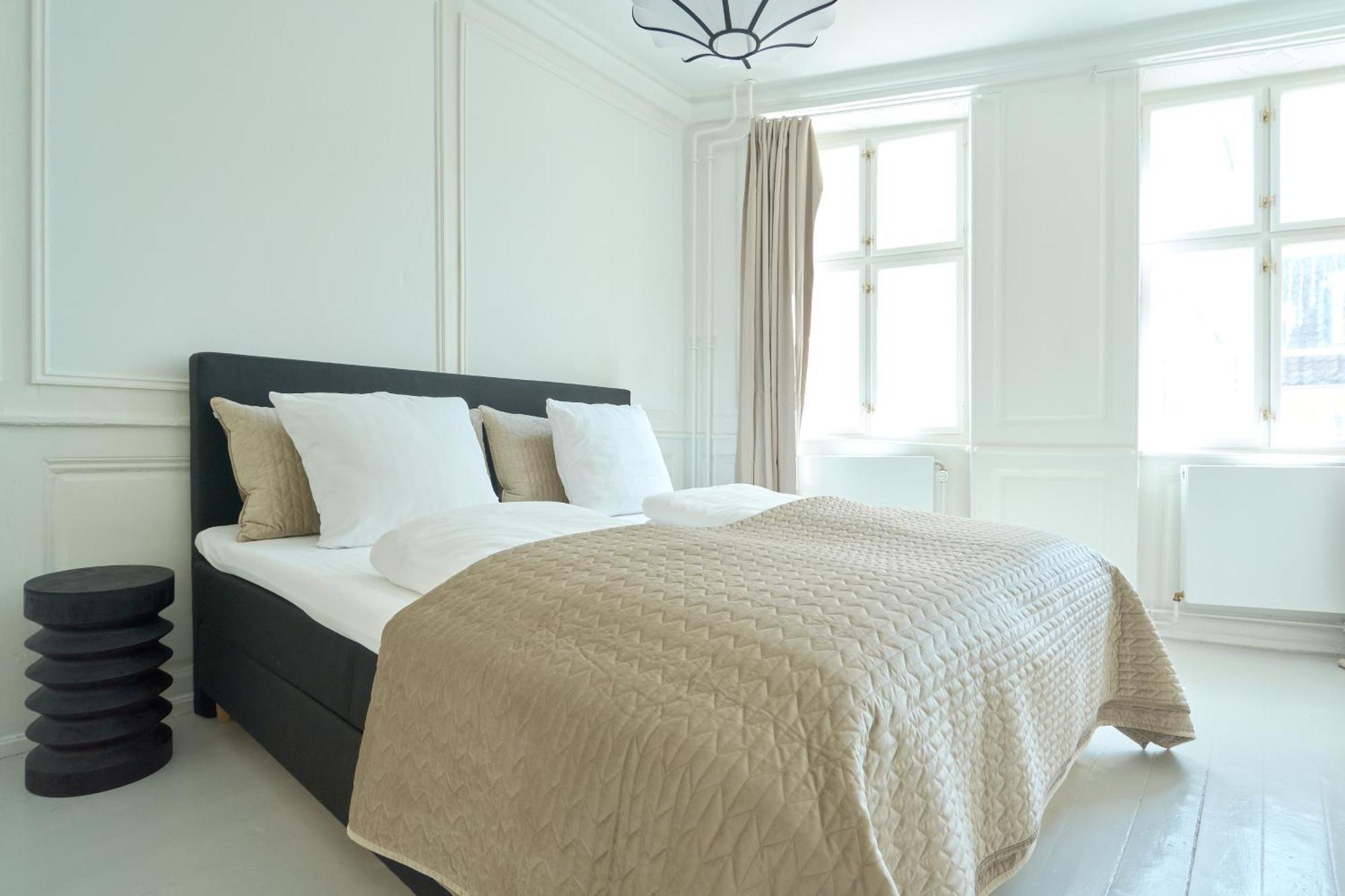 Cozy Apartments In Heart Of Copenhagen Near Stroget & Hojbro Plads Room photo