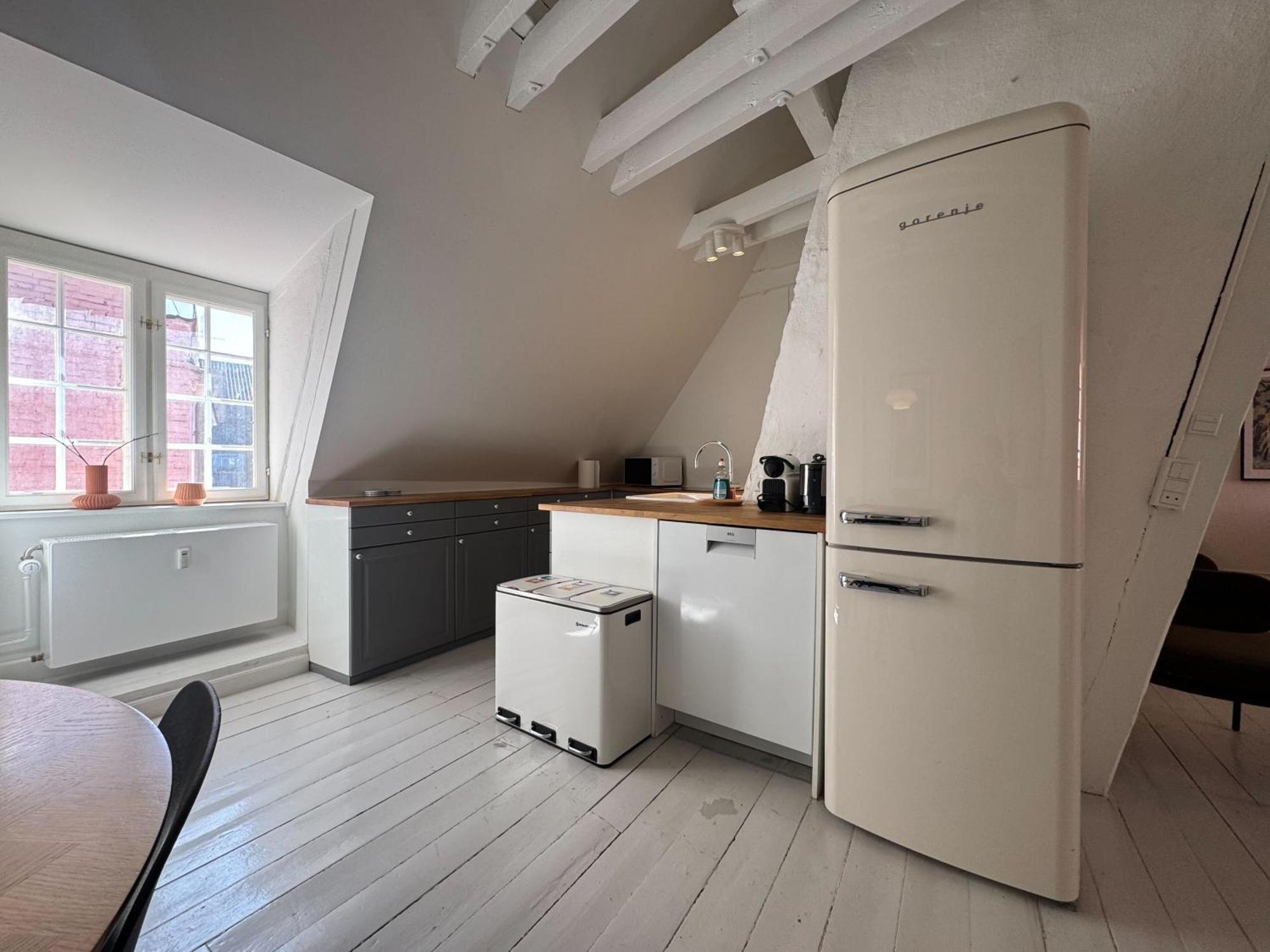 Cozy Apartments In Heart Of Copenhagen Near Stroget & Hojbro Plads Exterior photo